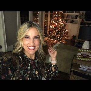 Meet your Posher, Michele